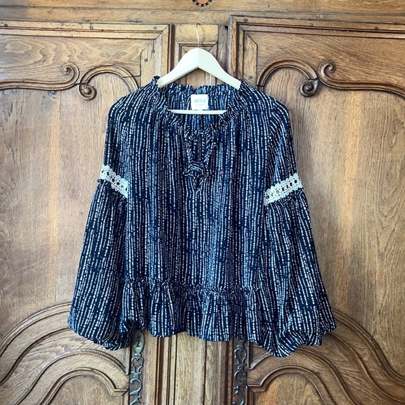 MISA Los Angeles Long Sleeve Blouse - Picture 1 of 12